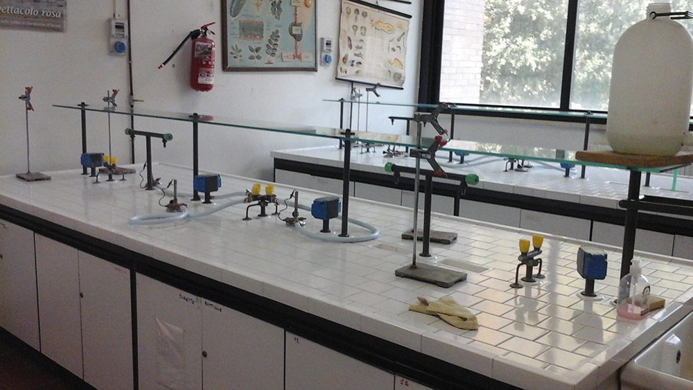 Copertina materia Scienze-Laboratorio